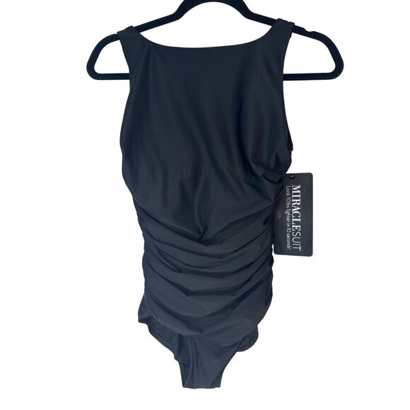 NWT Miraclesuit 10 Regatta Womens Ruched One-Piece Swimsuit Black - Picture 1 of 16